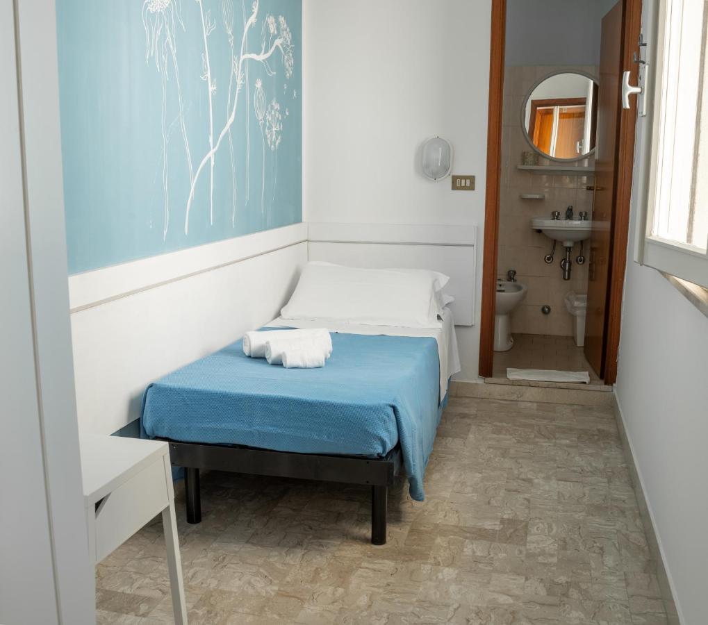 Hotel Villa Maris Rimini Dış mekan fotoğraf